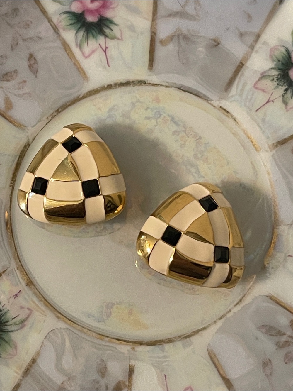 Vintage Joan Rivers Checkerboard Enamel Puffy Triangle Clip-on Earrings